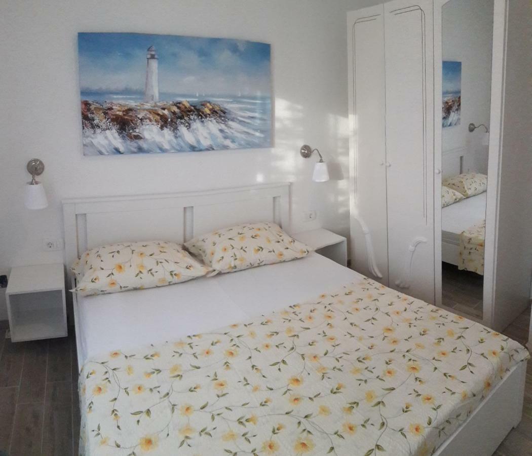 Apartments Villa Antony Drvenik  Zewnętrze zdjęcie